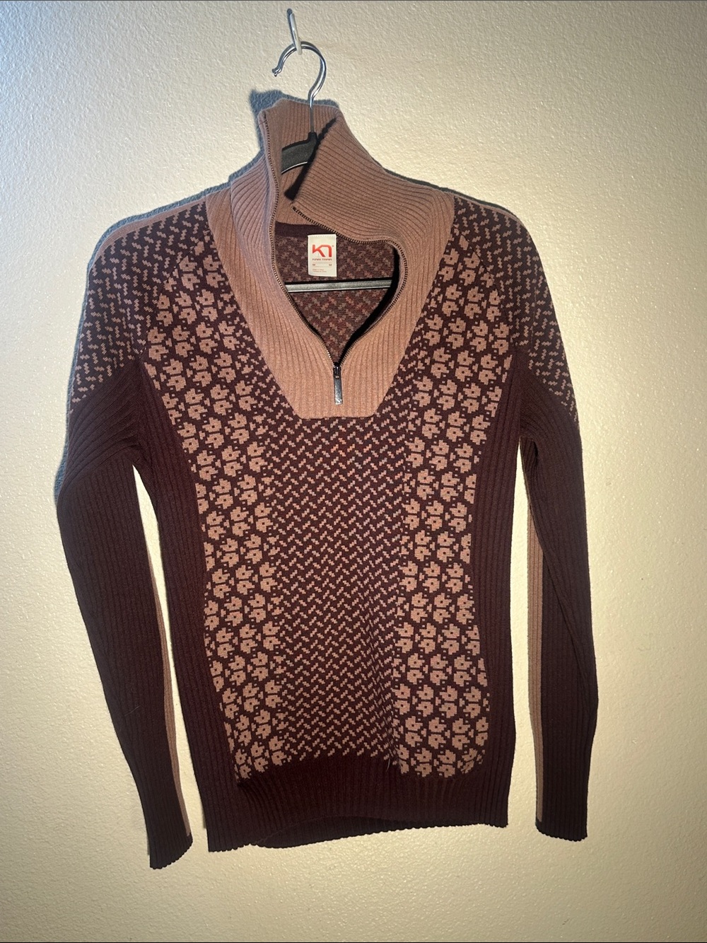 Kari Traa Men’s Half-Zip Sweater in Mauve and Brown